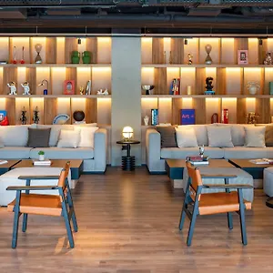Hotel Innside By Melia Valdebebas Madrid